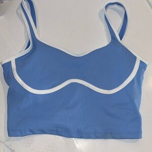 Women’s blue athletic sports top M